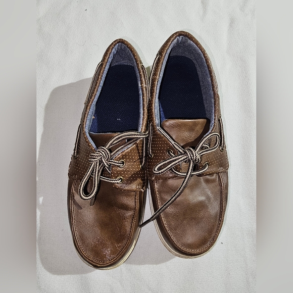 American Eagle by Payless Tan Kids Moccasins - Picture 1 of 6